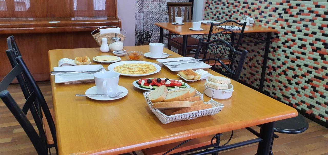 Dzveli Batumi Hotel Kültér fotó