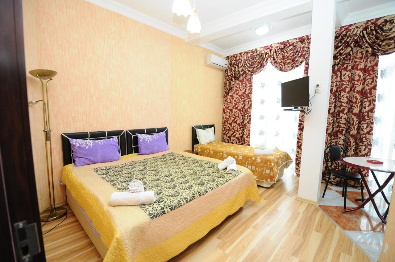 Dzveli Batumi Hotel Szoba fotó