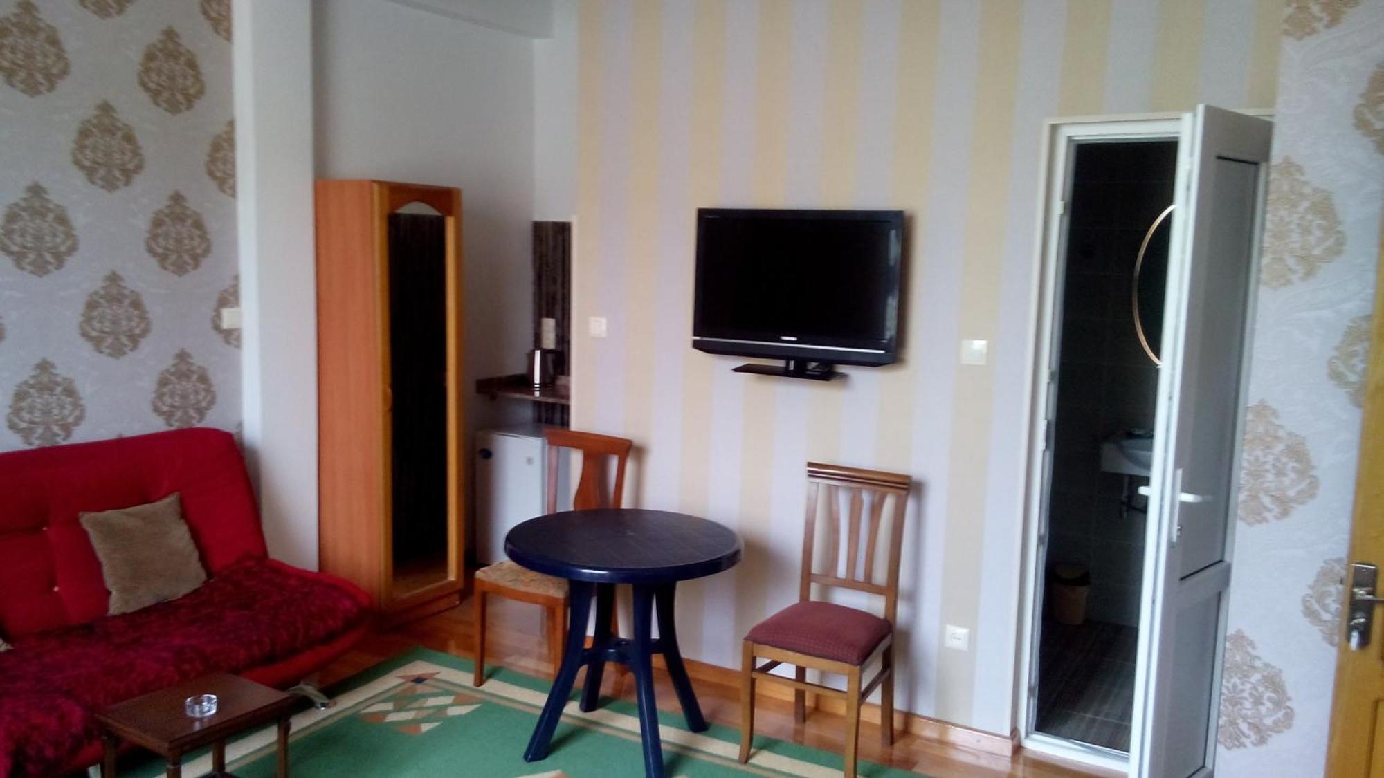 Dzveli Batumi Hotel Szoba fotó